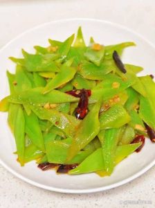 红烧莴笋的做法_家常美味，简单营养