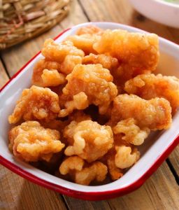 漳州炸醋肉正宗做法_手工地瓜粉炸醋肉，香脆美味做法分享