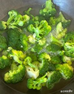 西蓝花煮几分钟熟_西兰花快煮2-3分钟最鲜嫩！